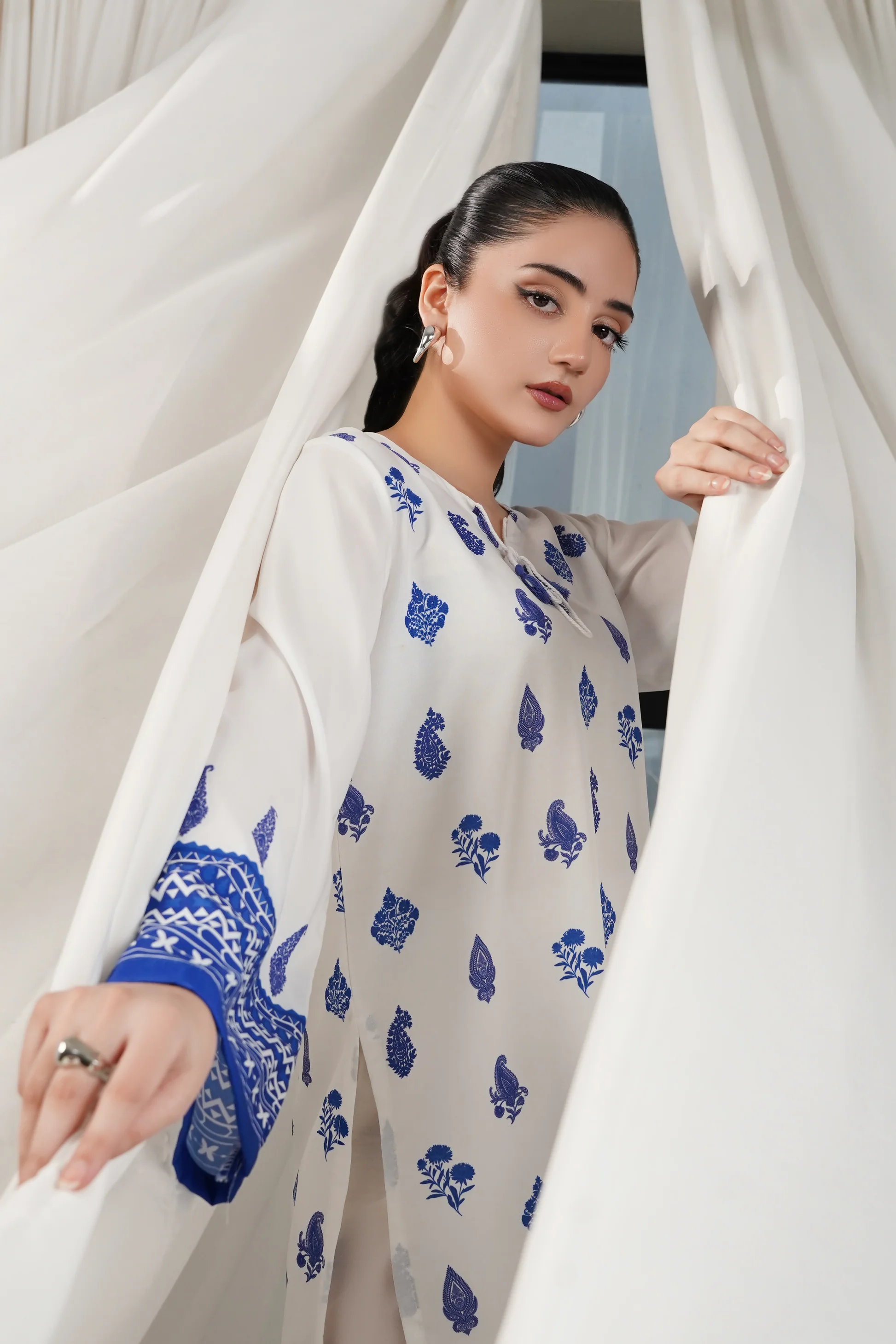 Blue Orchid 2Pc