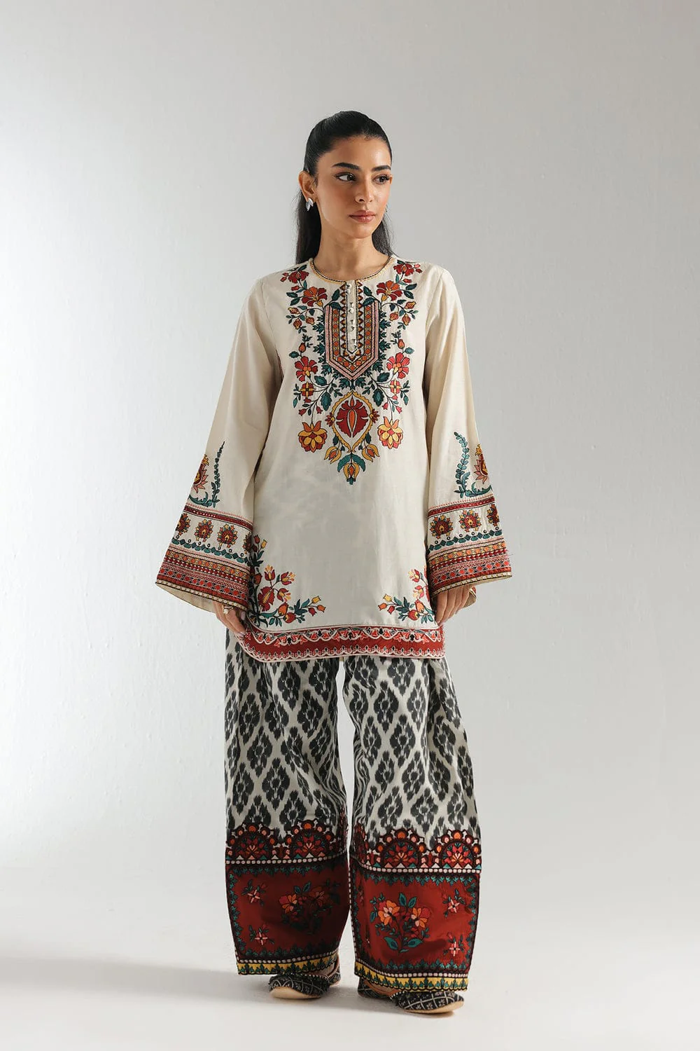 Gulistan Charm 2pc