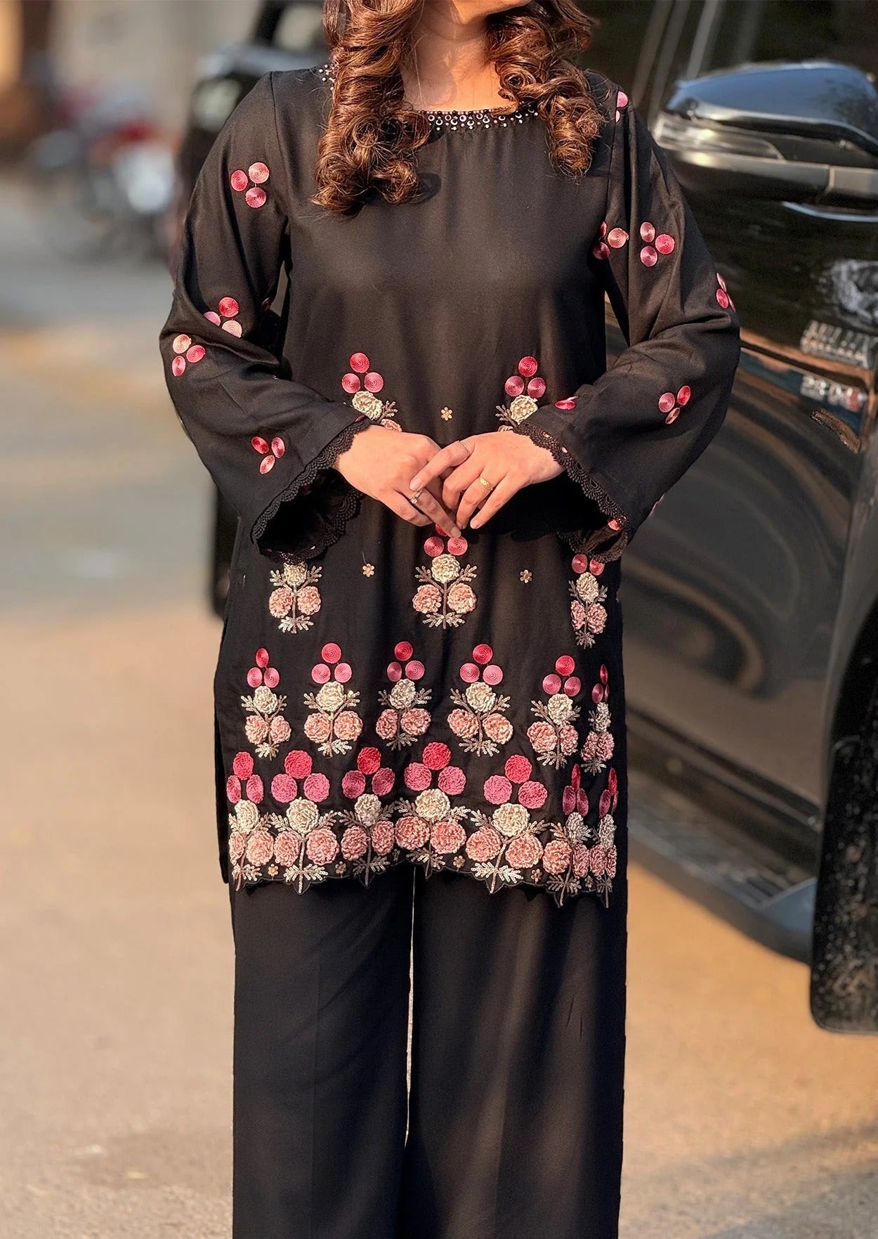 Flora Black -2pc