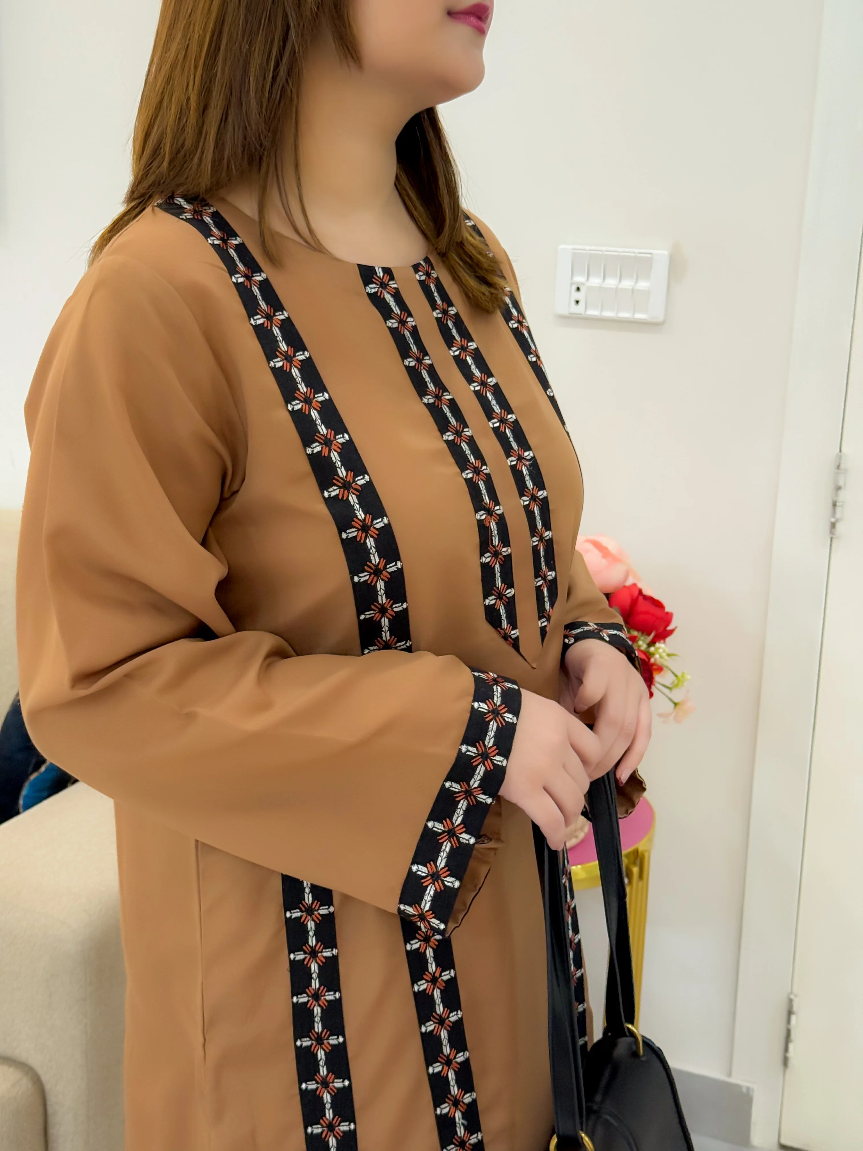 Amberline 2pc Emb